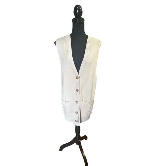 Pinque Oatmeal Long Button Vest - Picture 1 of 11